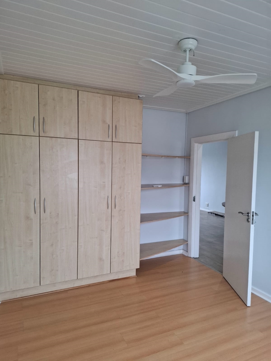 To Let 2 Bedroom Property for Rent in Sea Point Western Cape